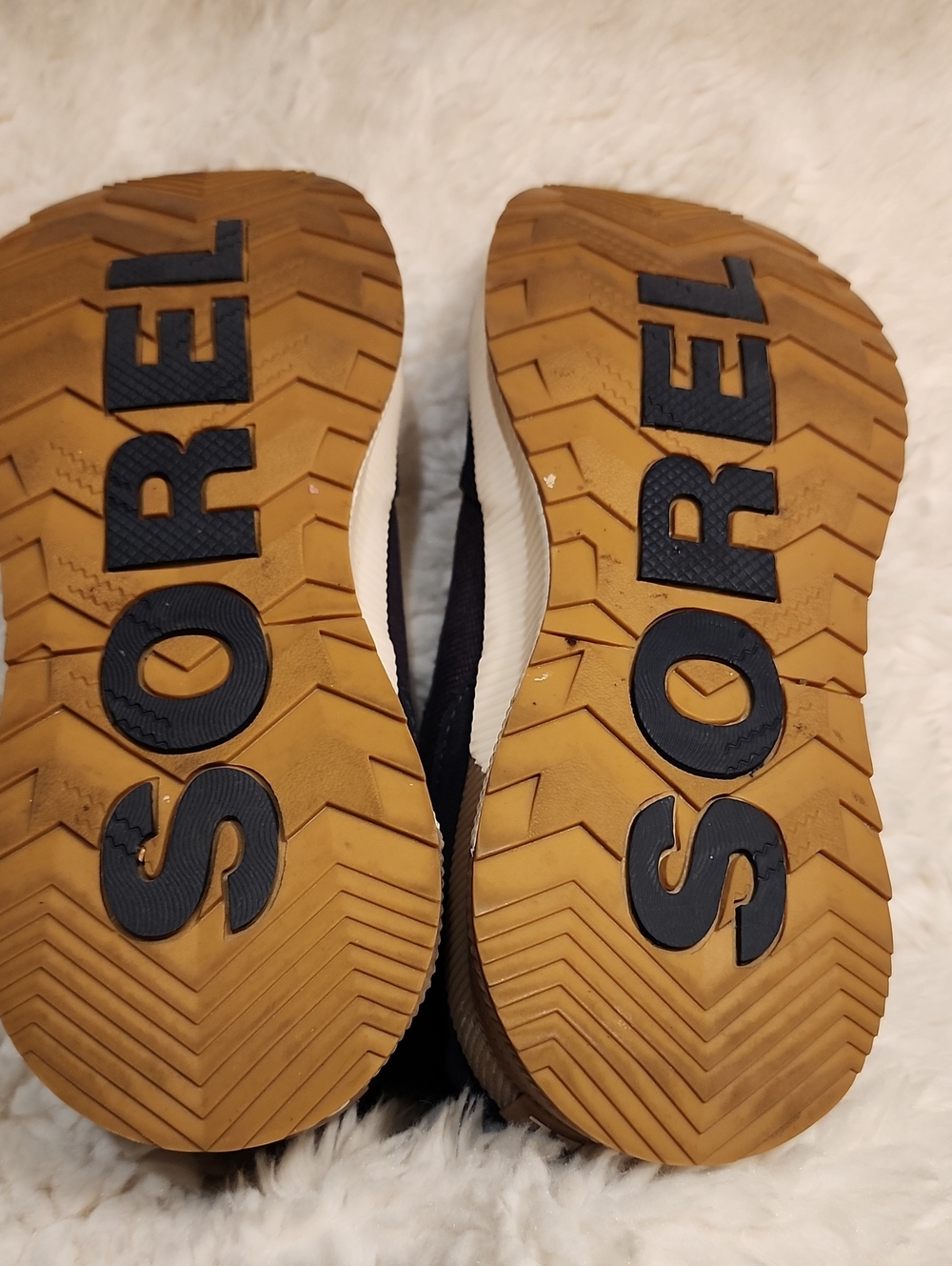 Sorel Out 'N About III City Waterproof Sneakers - Size 8 - Picture 8 of 10